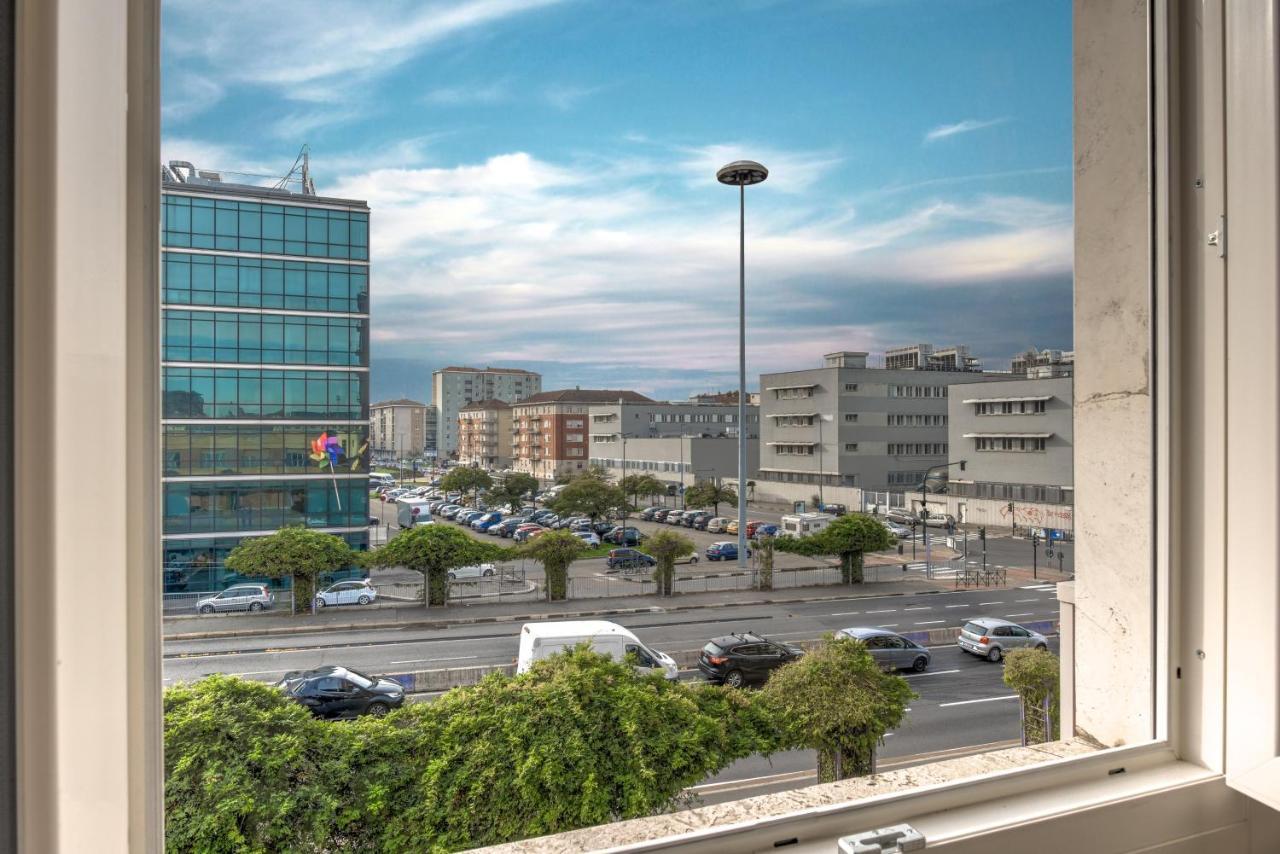 Bramante House - Intero Trilocale Vicino Alla Metro Turin Exterior foto